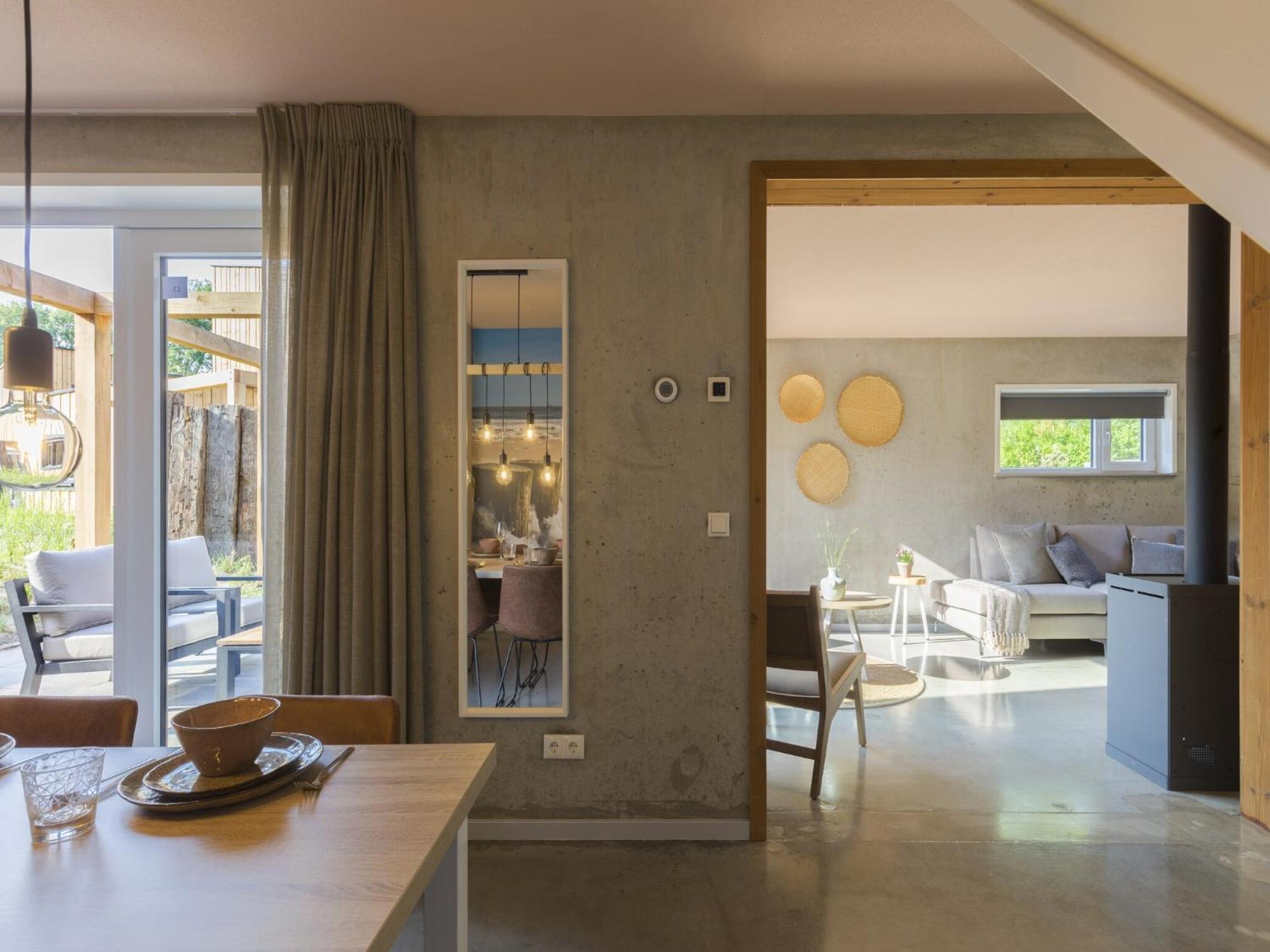 Vakantiehuis Luxurious With 3 Bathrooms, Only 200 M From The Vlissingen