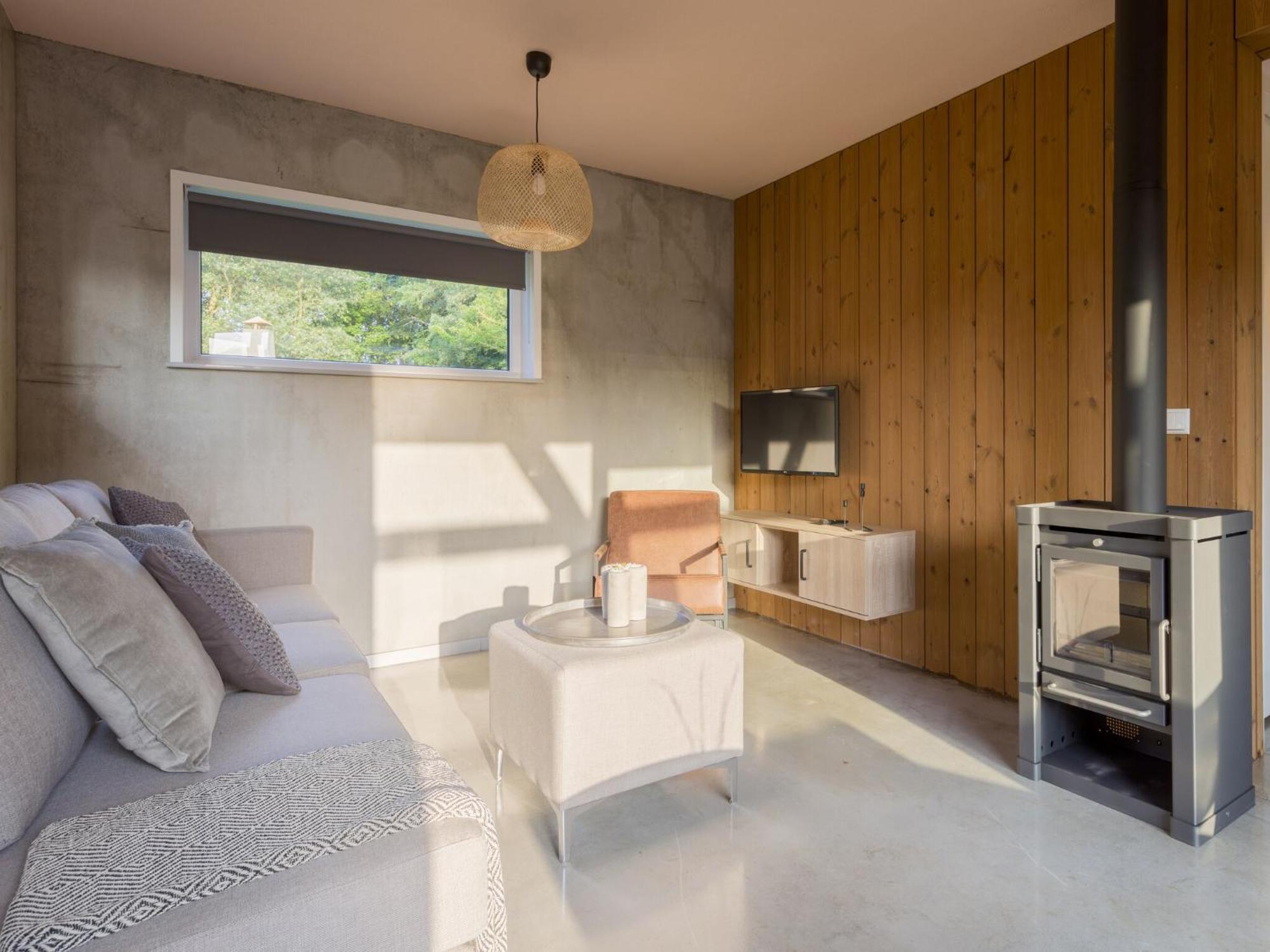 Luxurious With 3 Bathrooms, Only 200 M From The * Vlissingen