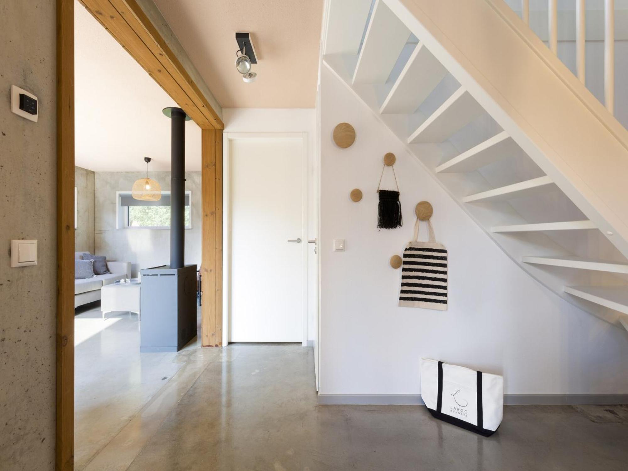 Luxurious With 3 Bathrooms, Only 200 M From The